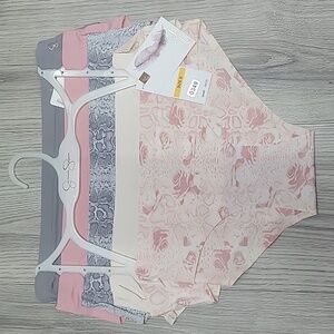 JESSICA SIMPSON 5PK HIPSTERS.